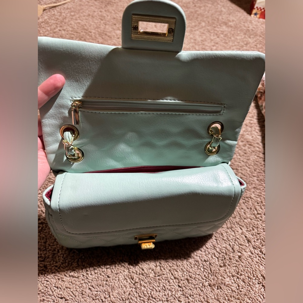 Mint Quilted Shoulder Bag - Picture 4 of 12